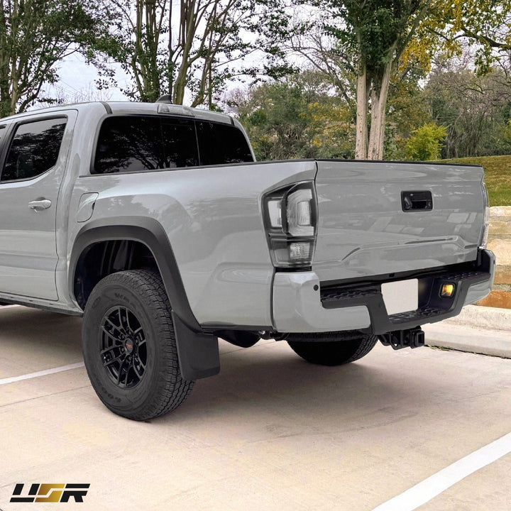 2016 2017 2018 2019 2020 2021 2022 2023 Toyota Tacoma Pickup Truck 3rd Generation JDM Style Black Housing All Clear Lens Tail Lights

#light-source_incandescent