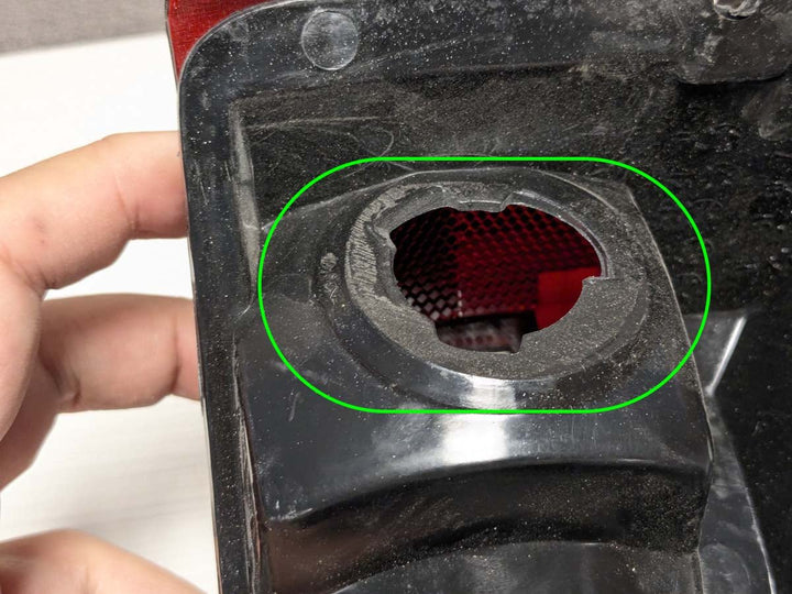 OPEN BOX 1990 - 1996 Ford F - 150 / F - 250 / F - 350 Super Duty Truck & 1990 - 1996 Bronco Dark Red Smoke Lens Tail Lights