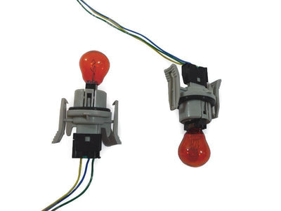 Unique Style Racing DEPO Lighting 1997-2000 BMW 5 Series E39 Corner Signal Light Bulbs / Sockets / Wiring / Connectors